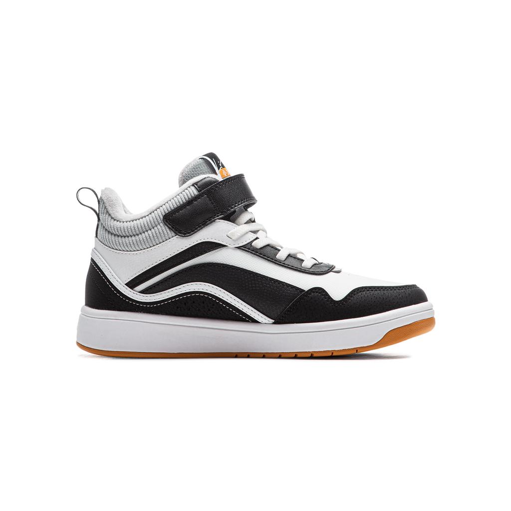 Li Ning Kids Sports Lifestyle Series Synthetic Leather Trendy Non-Slip Shock Absorbing Warm High-Top Kids Sneakers Men Sneakers YKCU216-7