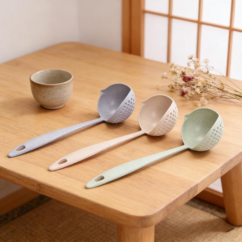 Silicone world 2 in 1 Soup Spoon Long Handle Kitchen Home Strainer Cooking Colander Kitchen Scoop Plastic Tableware Colander