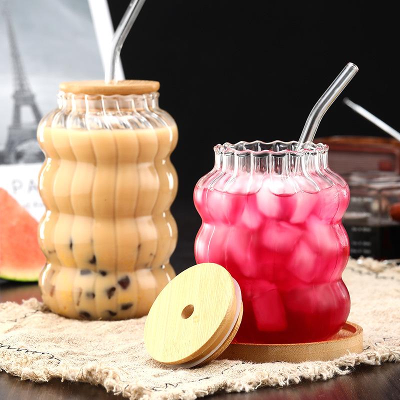 Hot Selling Borosilicate Ribbed Glass Iced Coffee Tumbler Cup with Bamboo Lid and Glass Straw for Your Refreshing Drinkware