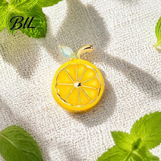 Fruit Jewelry Lemon Slice Brooch Pin, Oil Dripping Pin with Women Girls Rhinestone Leaf, Decorative Badge for Clothes Bags Scarves Metal
