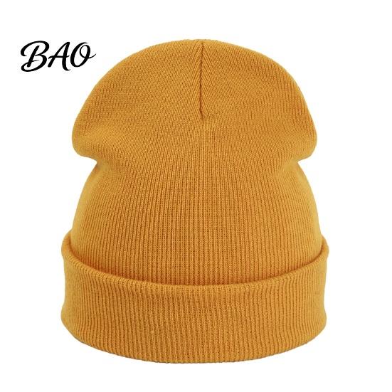 Winter Warm Beanies Hat Unisex Solid Color Knit Beanies, Classic Slouchy Skull Cap for Winter, Couple Matching Casual Headwear Men Women, Soft Thermal