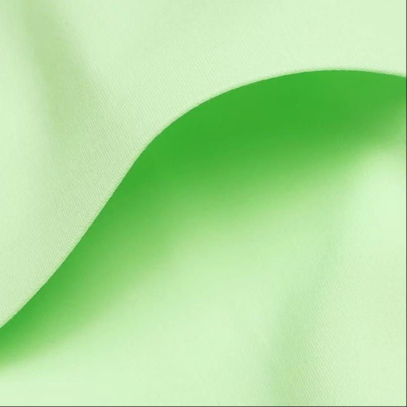 Fila Solid Color Casual Comfortable Mid Waist Three Quarter Pants Women Shorts Light-Grass-Green A11W431609FLG