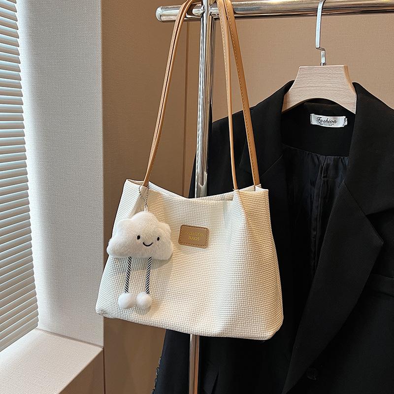 

Large Capacity Women s Bag Autumn Versatile Simple Shoulder Bag Fashiable Commuter Tote Bucket Bag хакі