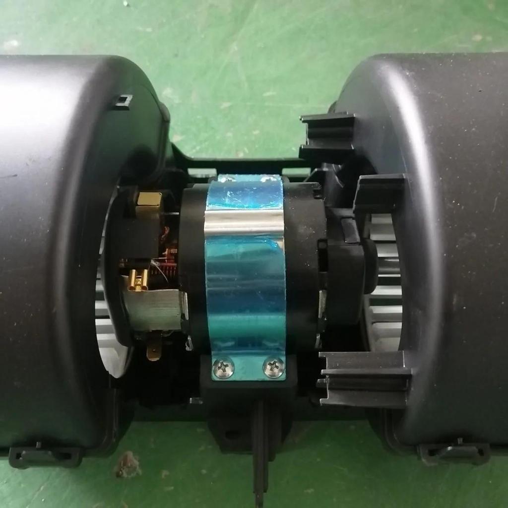 Sinotruk Howo T5GTX Heater and A/C Blower Motor Fan Assembly