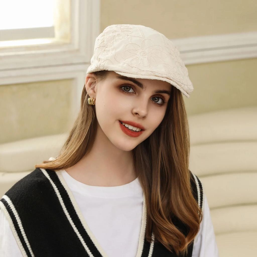 New Flower Embroidered Versatile Trendy Hat Women's Autumn Japanese Big Head Circumference Beret Retro Painter Hat