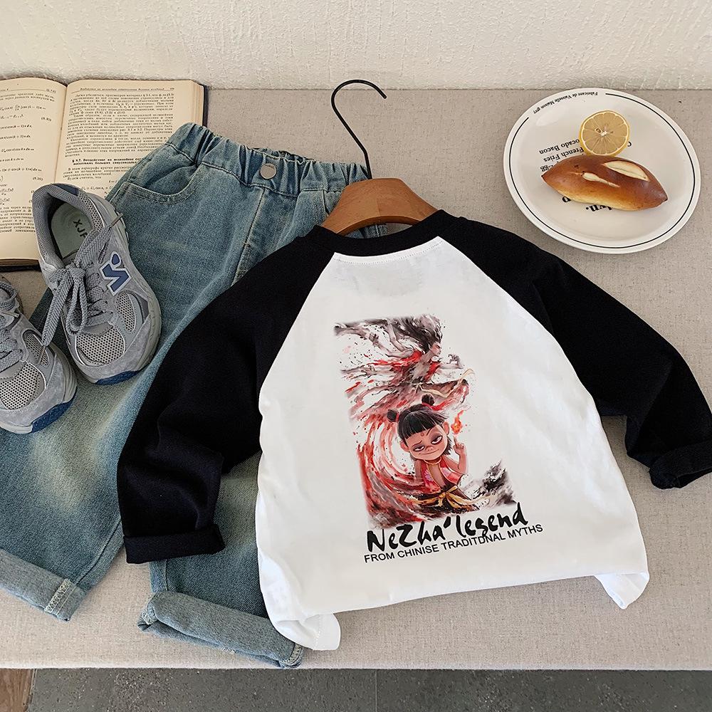 

Детская весенняя рубашка 2025 года с мультяшным колор-блоком и длинным рукавом - Универсальный милый топ для мальчиков в корейском стиле 100 cm белый