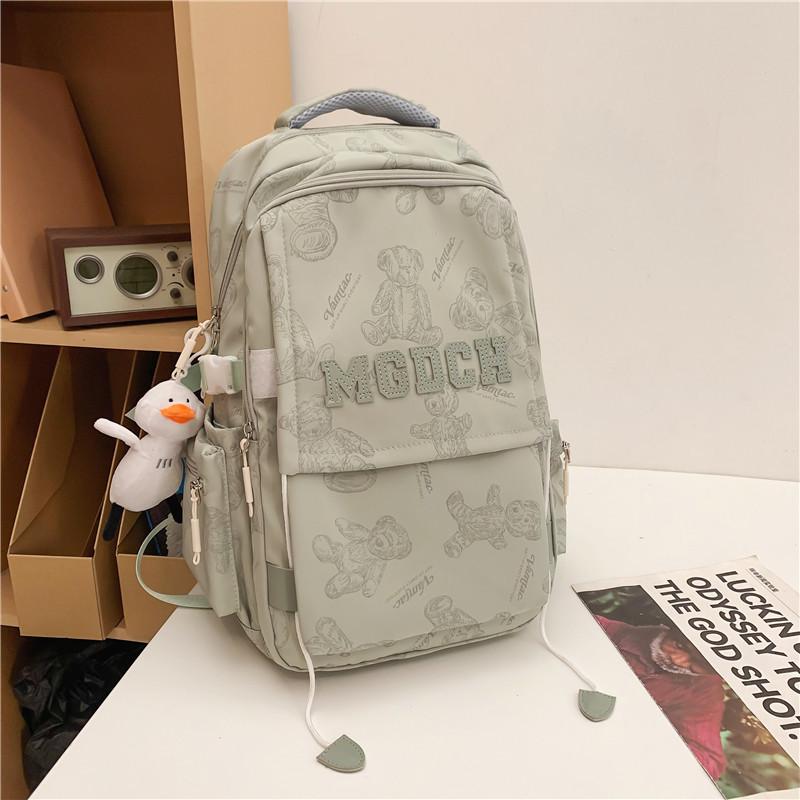 

Backpack for female junior high school students, simple printed bear, large-capacity schoolbag, new trendy college student couple computer back Single pack
