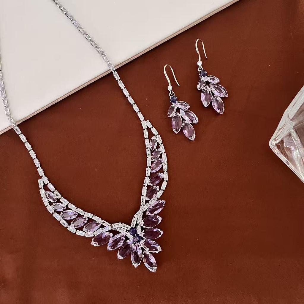 European-American Zircon Luxury Necklace & Earring Set - Elegant Wheat Ear Design