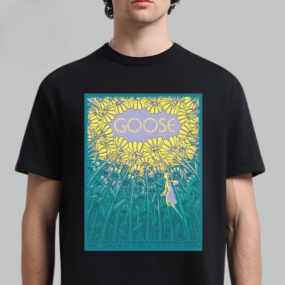 Goose Madison Wisconsin 2025 Event Tee At The Kohl Center on September 17 2025 City Bird The Plastic Pink Flamingo Art T-Shirt
