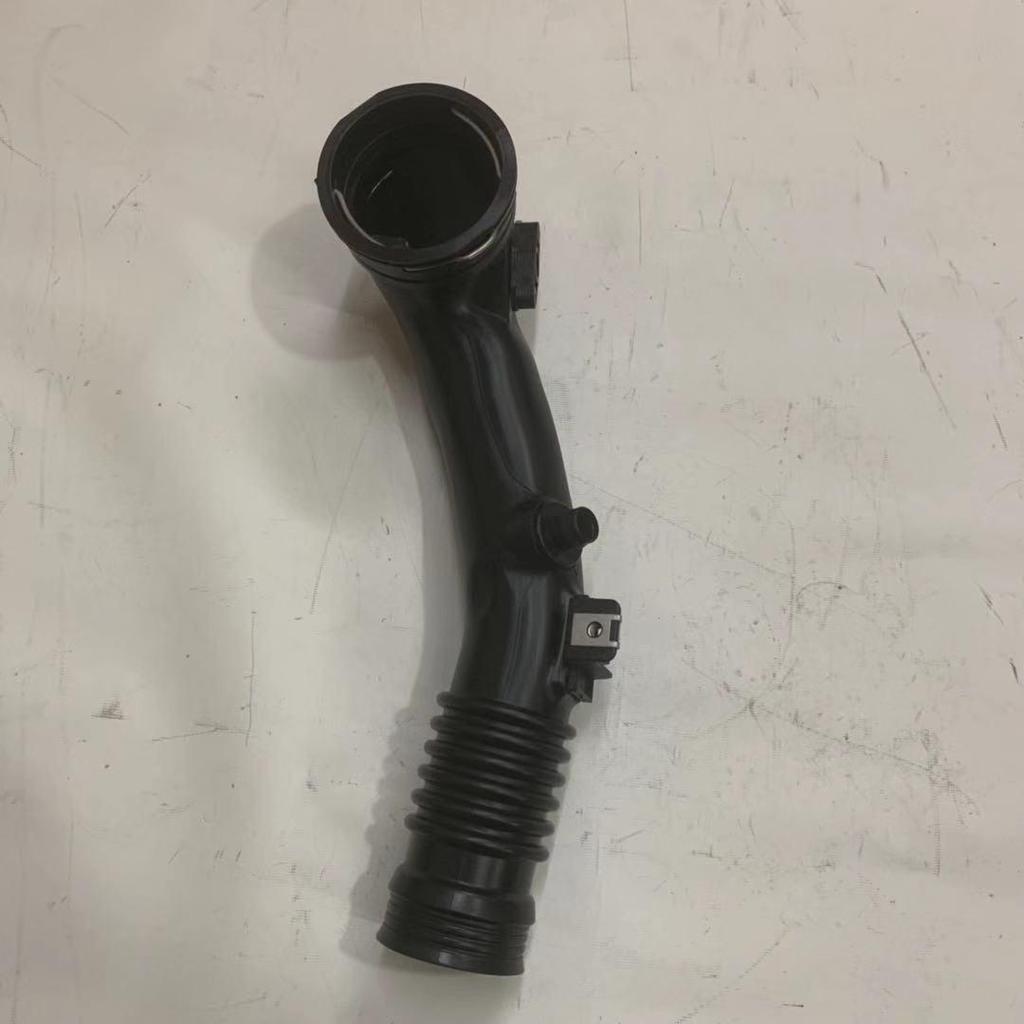 BMW Turbocharger Intake Pipe for X5/X6 13711706811