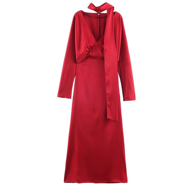 European American Women's Silk Satin Scarf Dress - Fashionable and Slim-Fitting with Chic Temperament