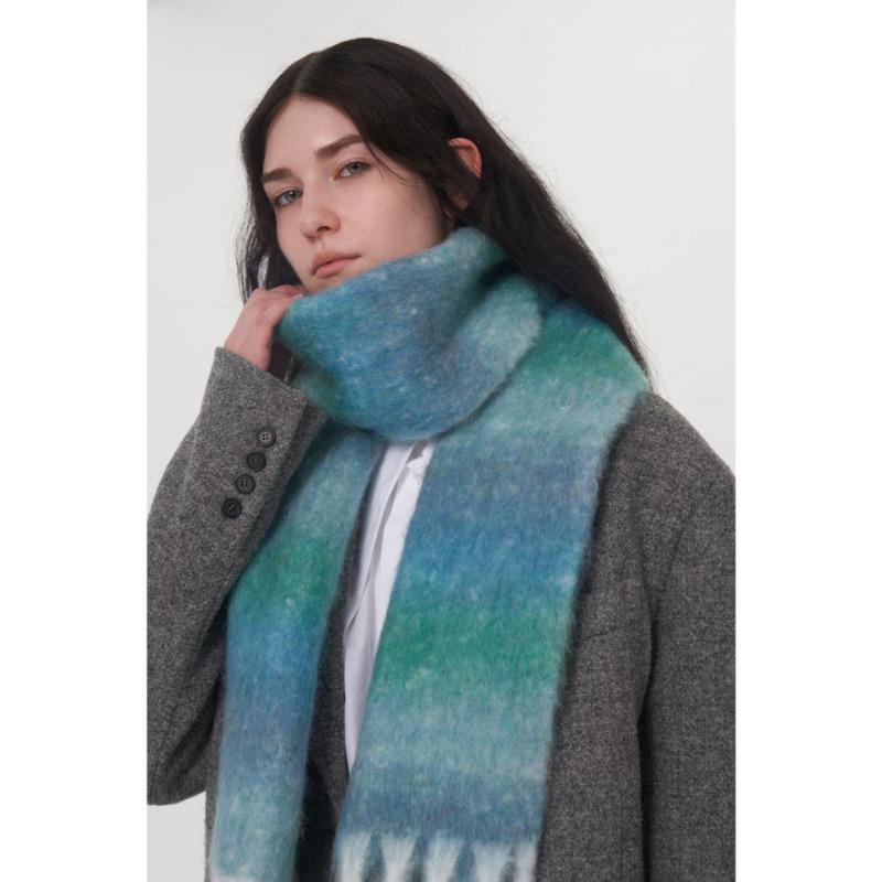 Original design light luxury gradual change wool scarf women, winter new solid color mohair warm scarf scarf
