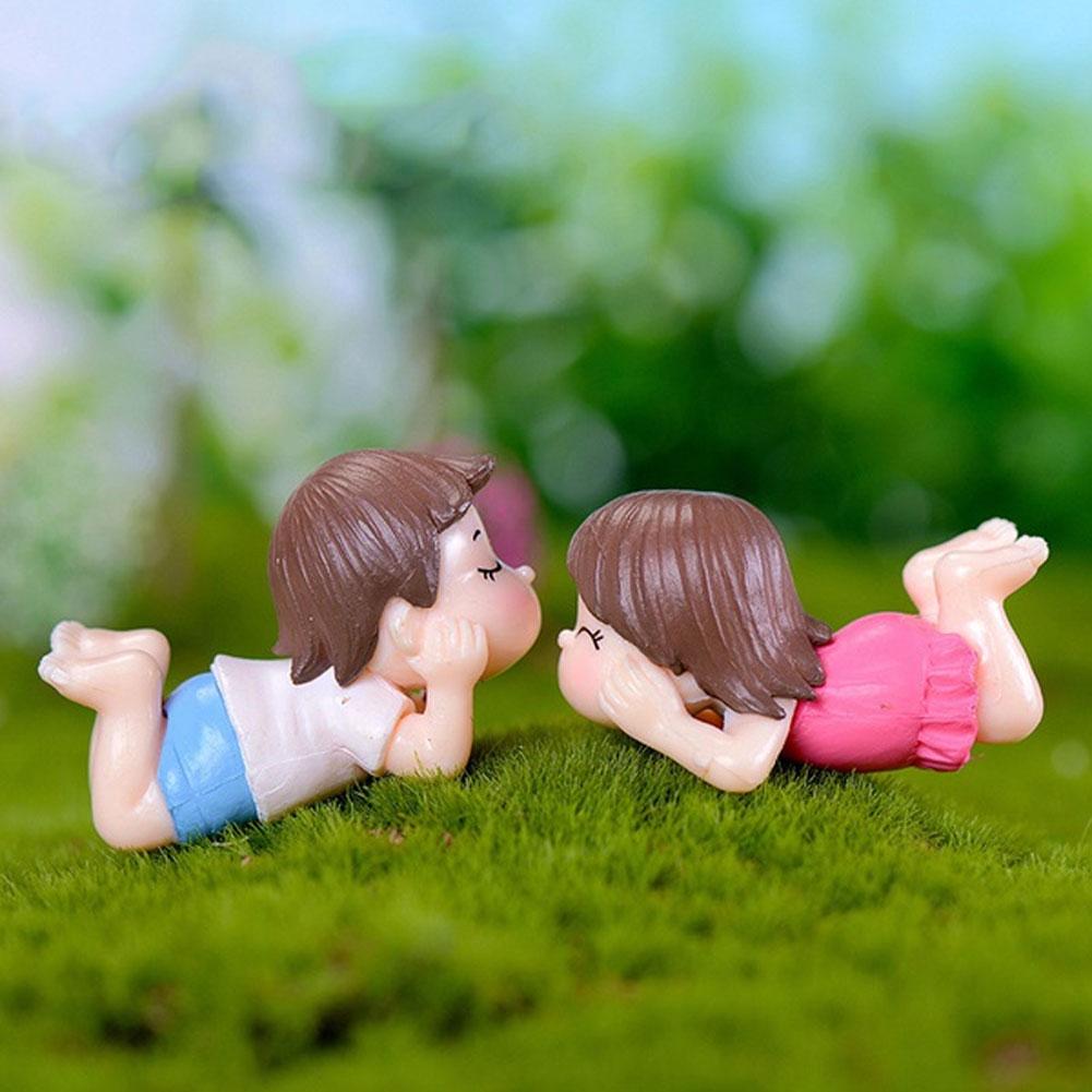 2 szt. Cute Lovers Boy Girl Leżąc na przodzie Miniaturowy ogród Bonsai Dollhouse Decor