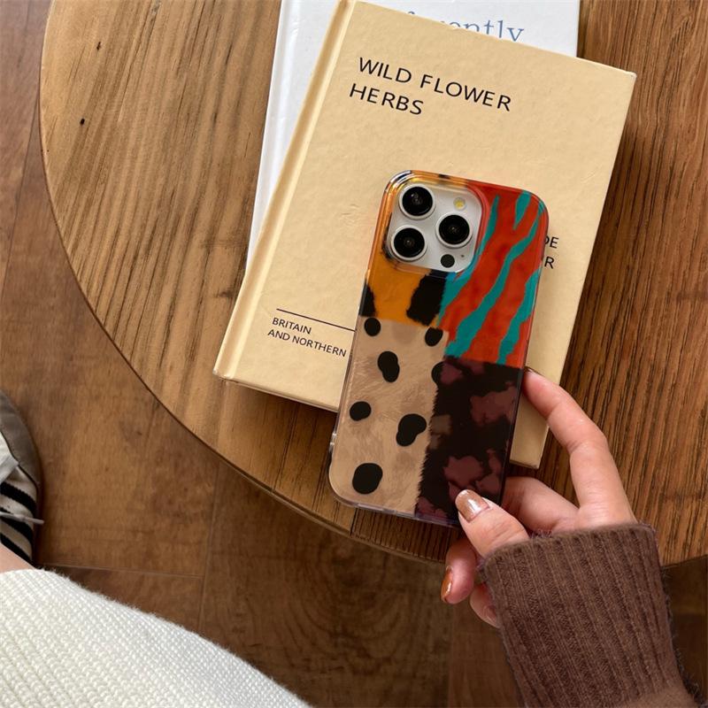 Autumn-Winter Leopard Patchwork Phone Case for iPhone 14-17 Pro Max (4-Color, Female Design)