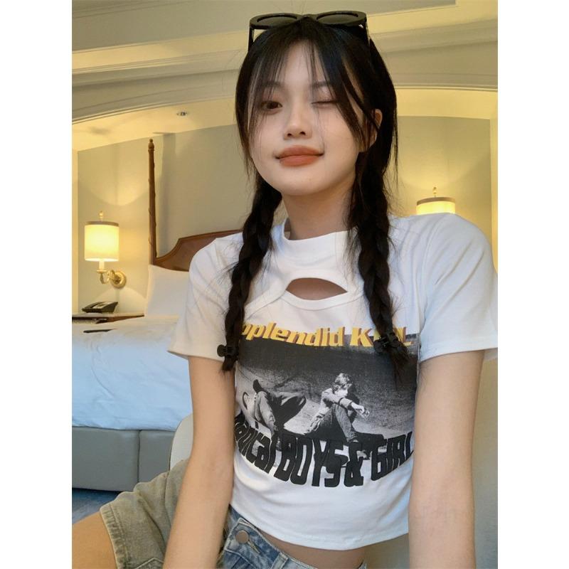 Short Hot Girl T-shirt for Women In Summer American Slim Short Sleeves Sweet and Spicy Slim Design Student Top