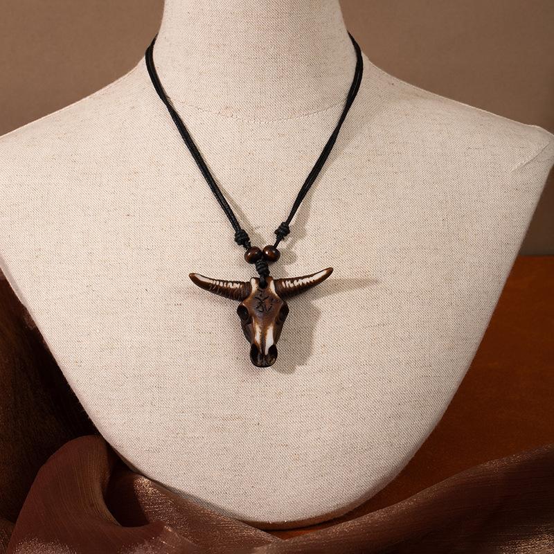 New Zealand Tribal Ethnic Style Resin Necklace Maori Fish Hook Imitation Bone Pendant Sweater Chain Scenic Travel Jewelry