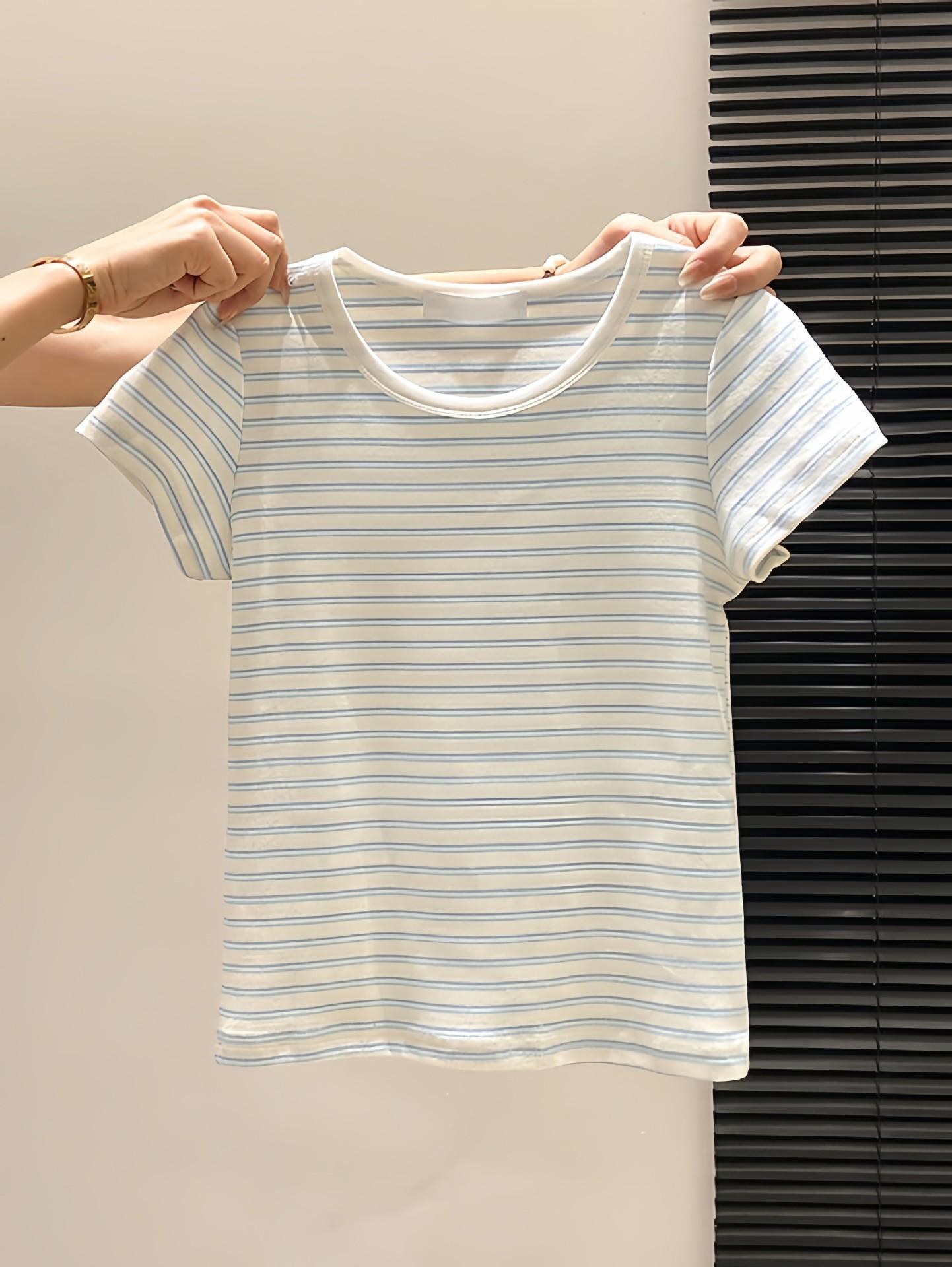 Korean age-reducing front shoulder T-shirt women s contrasting striped undershirt summer small short top sweet short sleeve S
