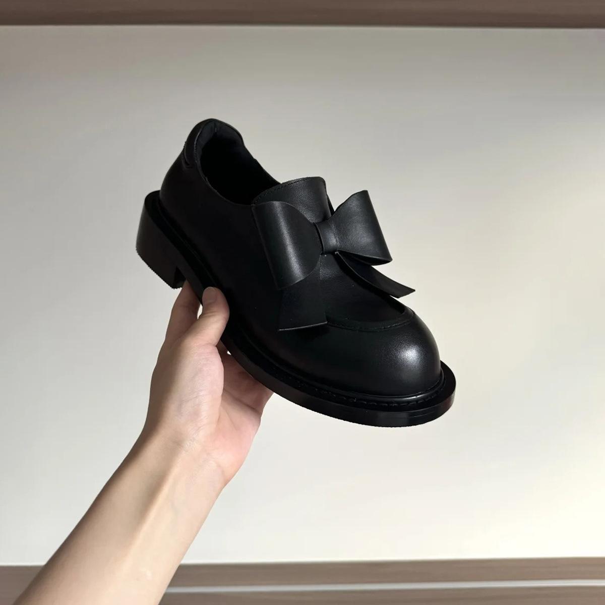 

Версия из коровьей кожи~ Тупой носок бант толстый каблук ретро туфли-лодочки из маленькой кожи черные одинарные туфли женские 40