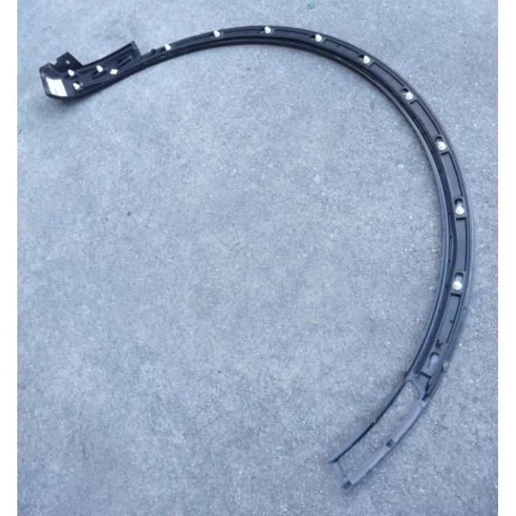 36A853717B/36A853718B Front Fender Flare for 2016 Bentayga.