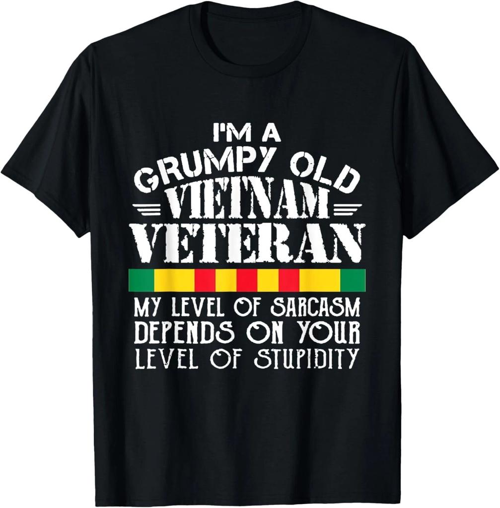 Never Underestimate An Old Man Who Is Also Vietnam Veteran Gift Unisex T-Shirt
