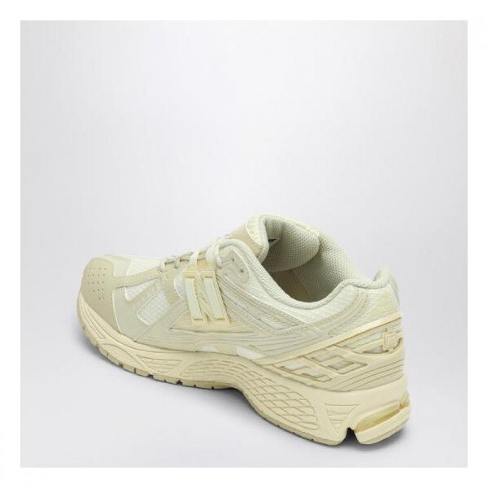 

New Balance Международная доставка 24fw Shoes M1906nkdsm бежевый 4US UN