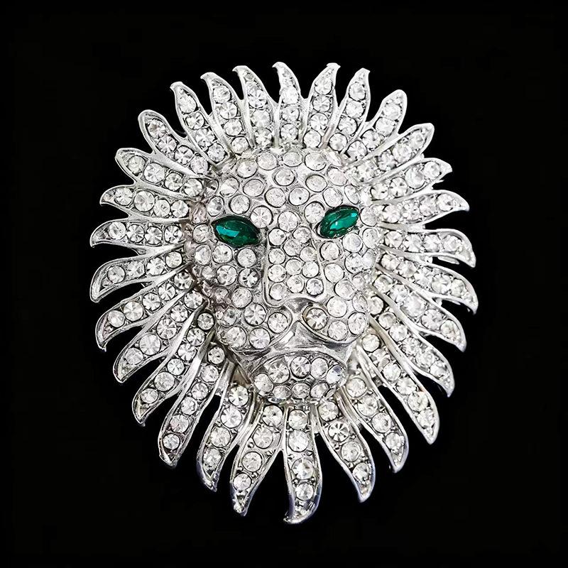 

Full Animal Crystal Lion Head Domineering Accessory Brooch 4*5cm