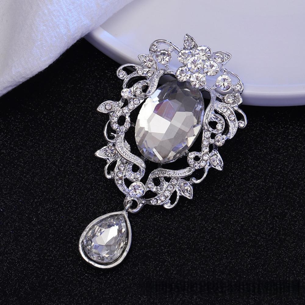 Bouquet Decor Rhinestone Pendant Water Drop Shape Brooch Pins Parts  DIY Crafts