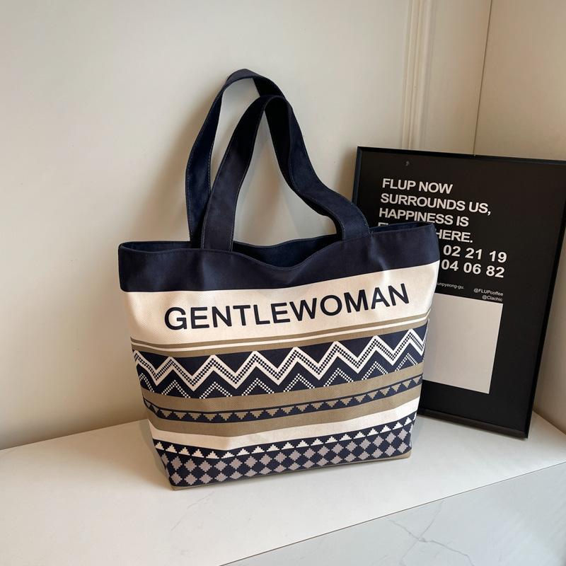 Fashion Printed Shoulder Bag Women's 2025 New Large-capacity Bucket Bag Niche Retro Large-capacity Portable Tote Bag