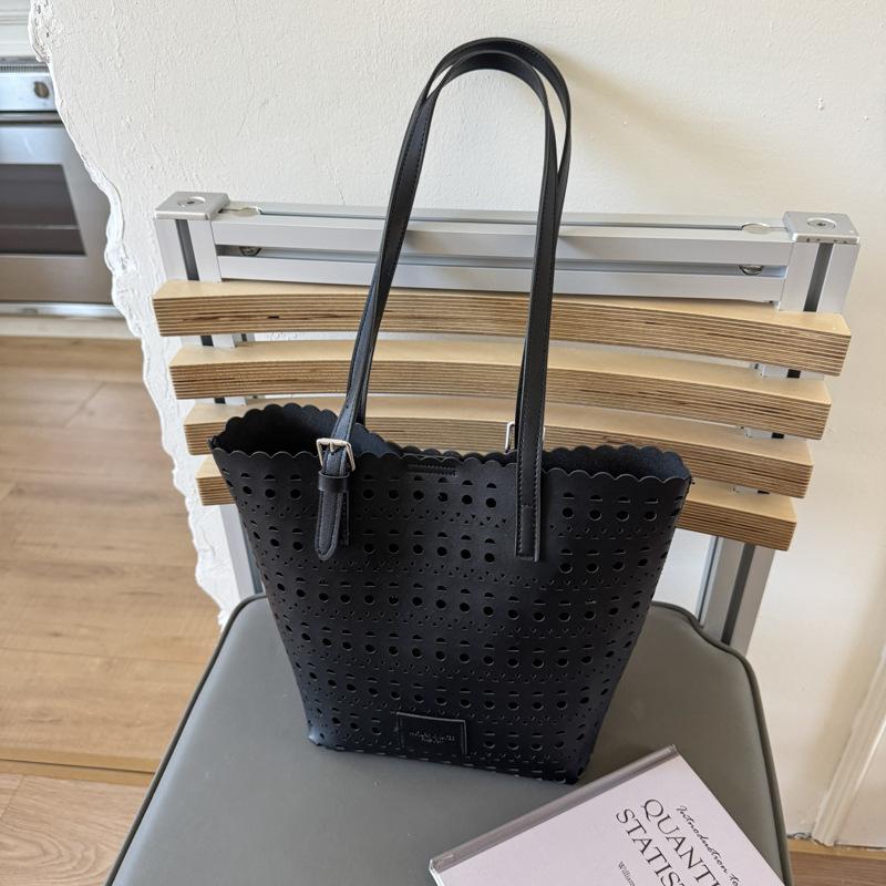 

Полая большая сумка-тоут для мамы и ребенка, женская новая сумка через плечо, контрастного цвета, ретро, для поездок на работу чёрный