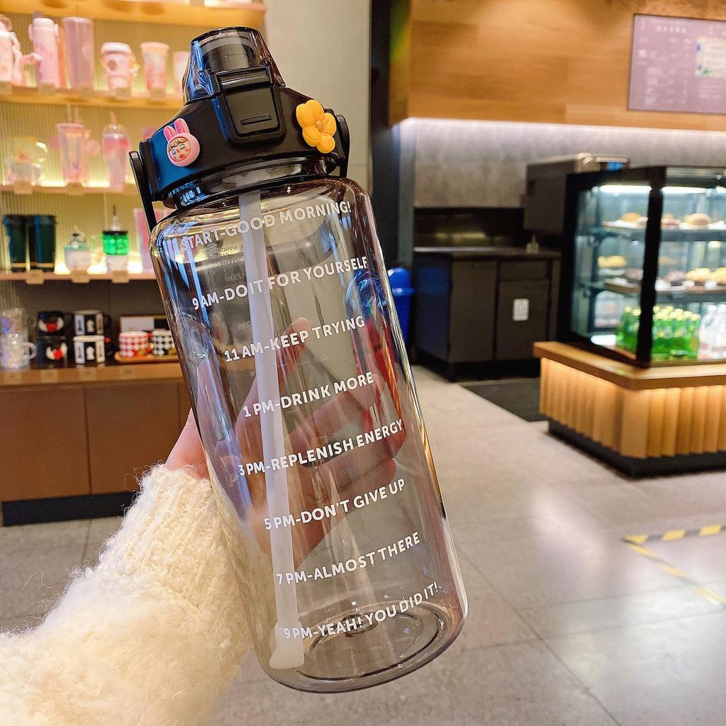 Large Capacity Sports Kettle 2 Liters Trend Straw Cup with Scale, Portable, Simple, Leak-proof and Drop-resistant Water Cup