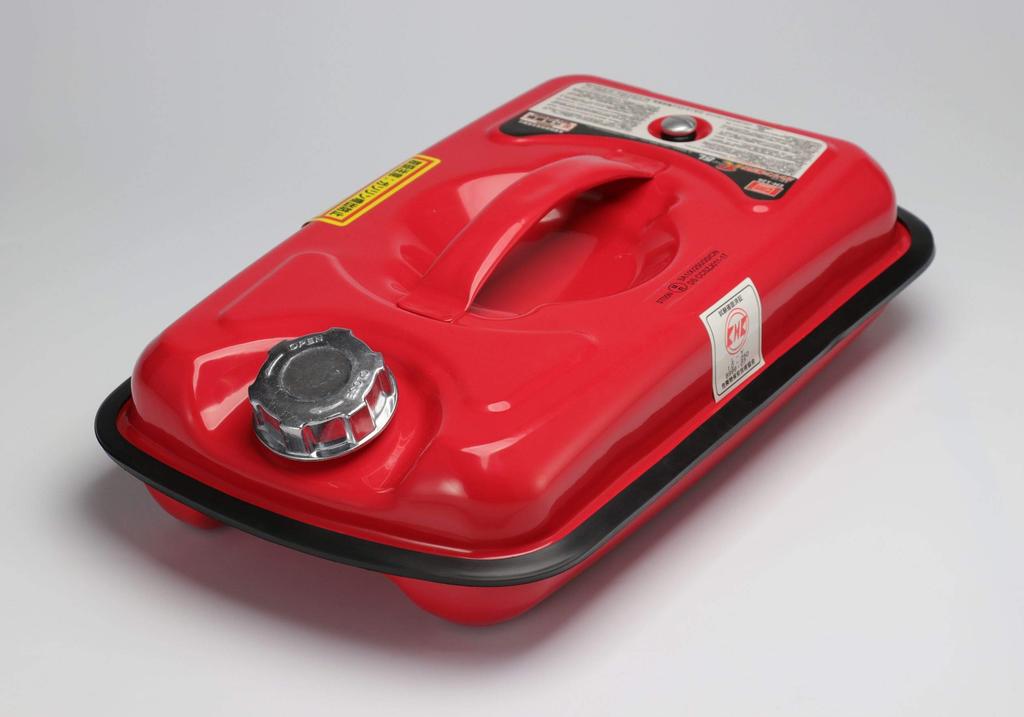 Emerson 5L Portable Gasoline Can with Extendable Steel Fire Service Law Compliant EM-126 Nozzle, 0.8mm Plate,