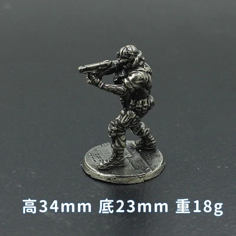 Retro Metal Miniature Warrior Model Cyberpunk Technological Sense Soldier Mannequins Desktop Game Ornaments Gifts