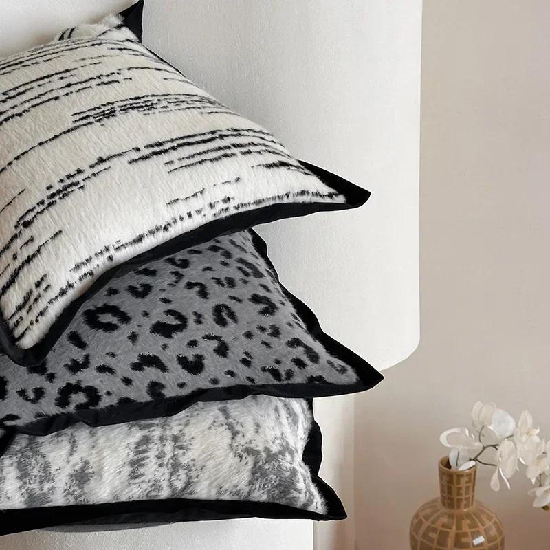 Urban Style Imitation Mink Fur Sofa Throw Pillow Luxury Leopard Print Jacquard Pillows for Bed Soft Fluffy Decor Back Cushion