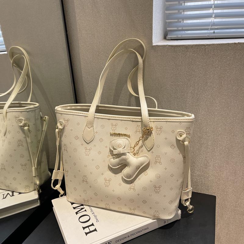 Large-capacity Bags Women's Spring and Summer Versatile New Fashion Shoulder Bags Are Now Popular Commuter Tote Bags