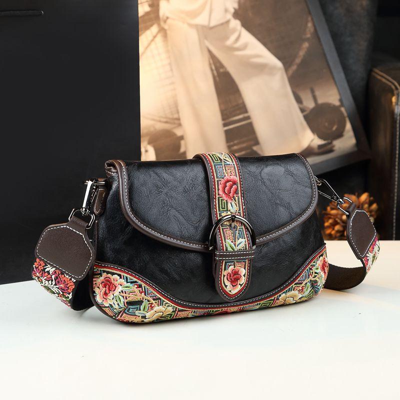 2025 New Genuine Leather Flowers Women Bag Luxury Fashion Small Saddle Bag Girls Embroidered Handbags Shoulder Crossbody Bags