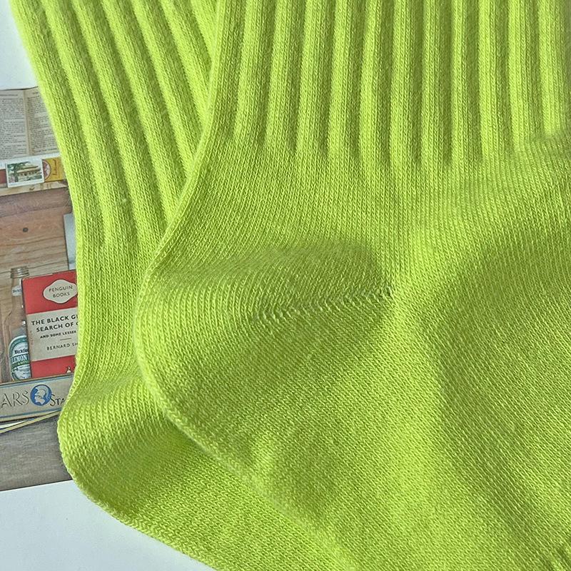 Unisex Mid & High-Calf Cotton Socks – Trendy Solid Colors for Sports & Streetwear, Perfect for Autumn/Winter