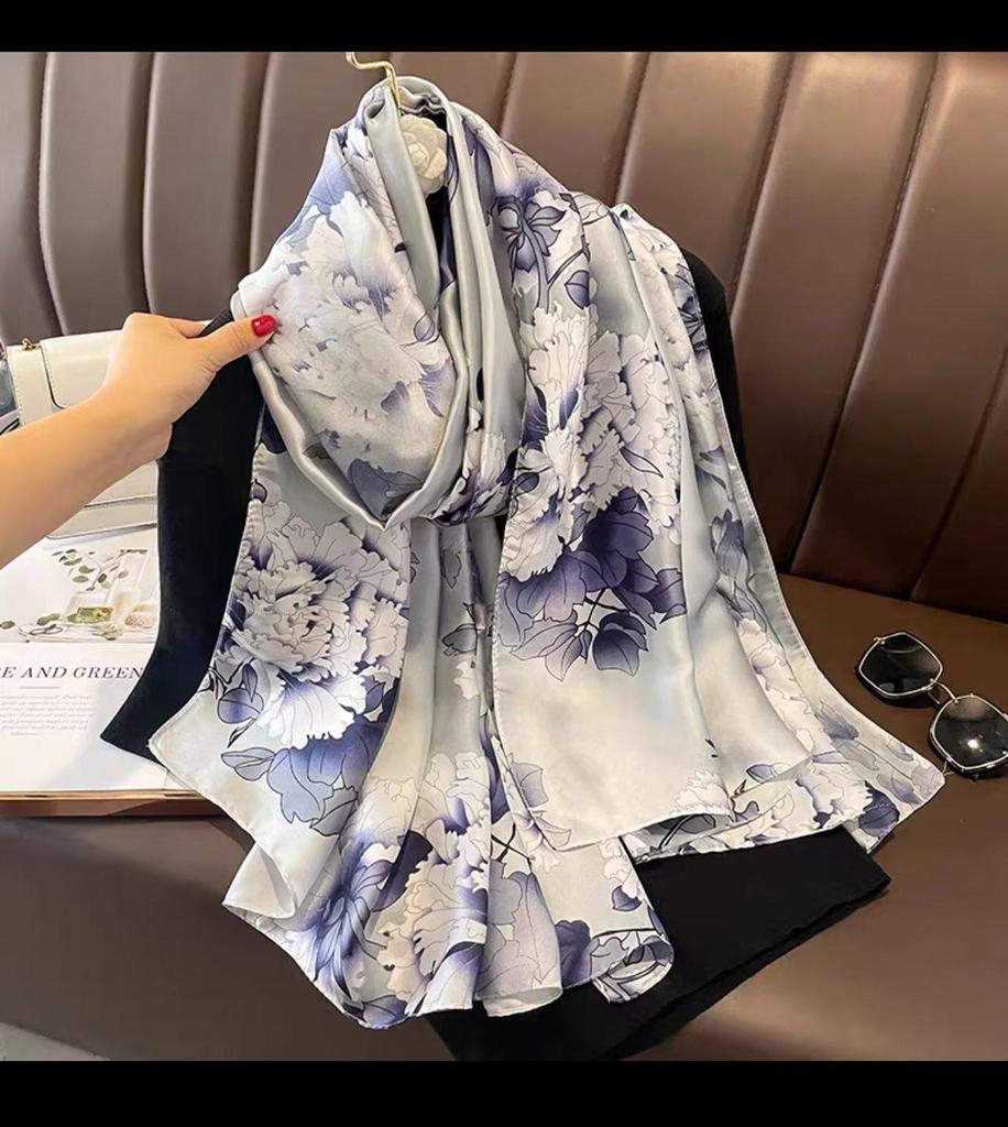 Blue & White Porcelain Silk Scarf: Women's Spring/Summer Li Brocade Cheongsam Shawl & Sun Protection Beach Towel