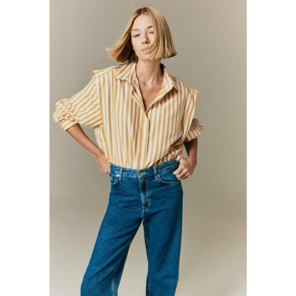 

Рубашка оверсайз с отделкой на плечах H&M в желтую полоску 1193565001