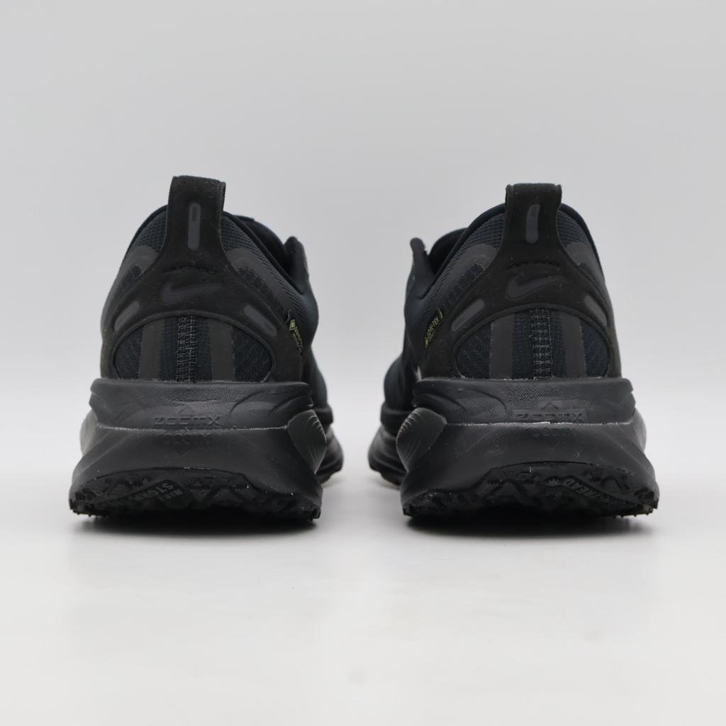 HQ7001-001 Nike Vomero 18 GORE-TEX Black Anthracite (Men's)