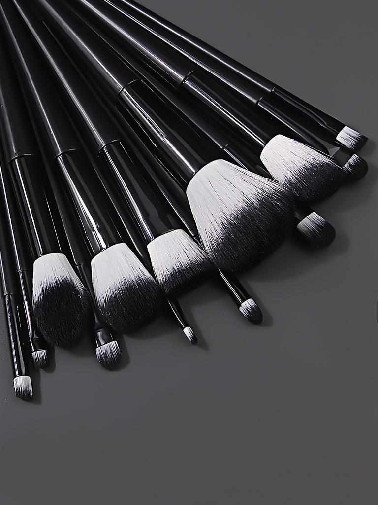 2025 New 13Pcs Makeup Brushes+2 Beauty Blenders+2 Sponge Puffs Set Soft Non-Shed Bristle Latex-Free Fast Shipping For Daily Use