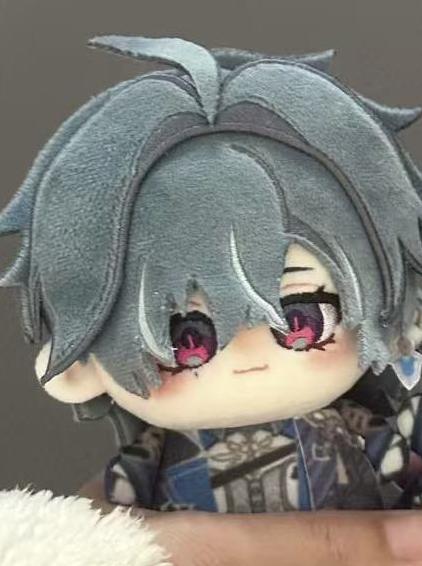 10cm Anime Genshin Impact Lohen Plüschtier Stoffpuppe Lohen Plüsch Anhänger Schlüsselanhänger Puppen Spielzeug Sammlerstück Geburtstag Weihnachten Geschenke