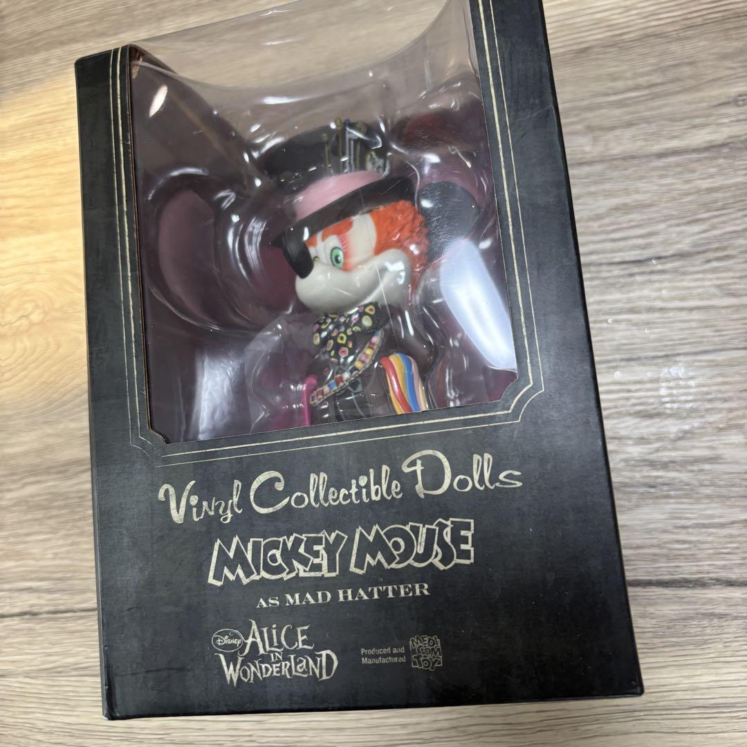 

[USED] * Mickey Mouse Mad Hatter figure