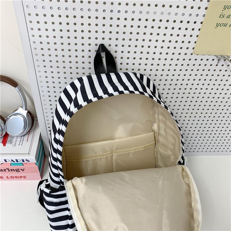 Striped Print Student Schoolbag Women's Large Capacity Commuter Backpack