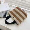 Summer Stripe Straw Bag Dam Casual Liten Väven Handväska Stor kapacitet Handgjord Strandrotting Tygväska