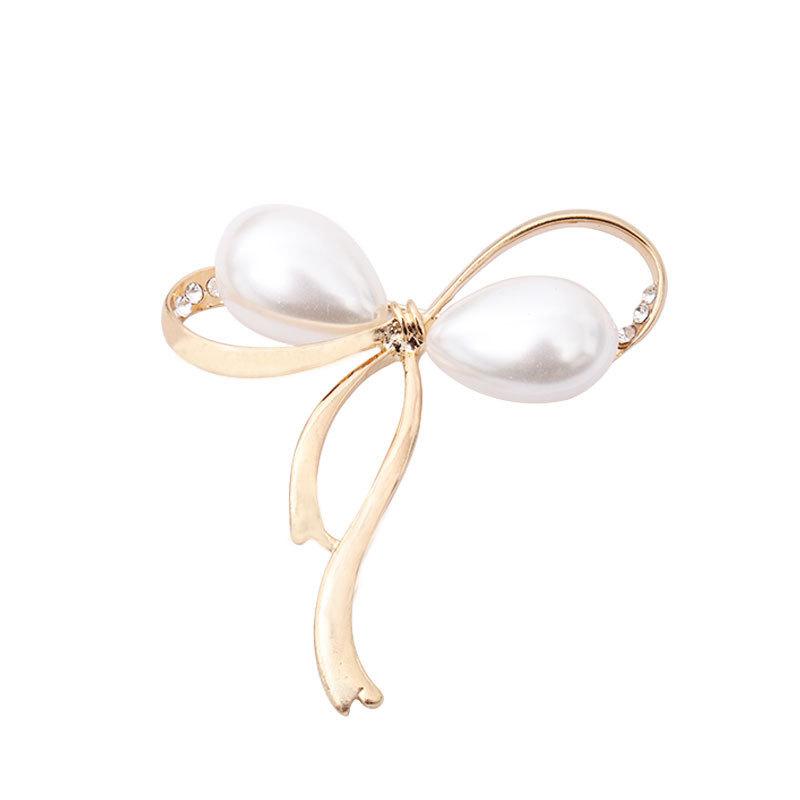 Medieval Enamel Colored Glaze Magnolia Flower Brooch Exaggerated Retro Court Style Alloy Corsage Accessories