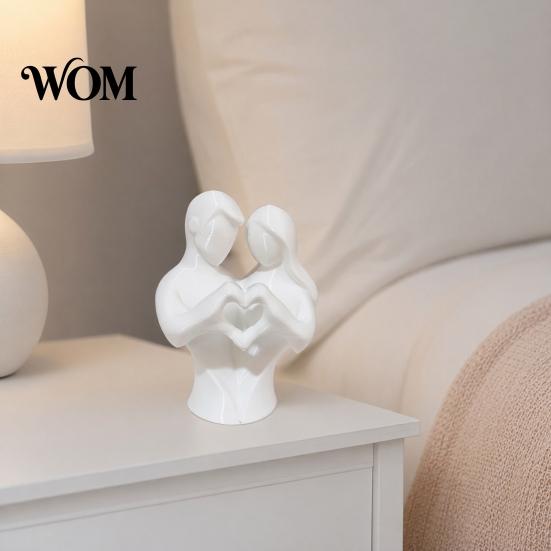 3D Molded Couple Statue Printed Heart Statue, Abstract Minimalist Lovers Embrace Figurine, Romantic Desktop Stable Base Ornament Decor for Living Room