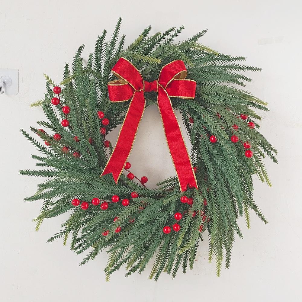 Wooden American Style Christmas Wreath Door Sign Flat Printed Plaque for Window and Decoration