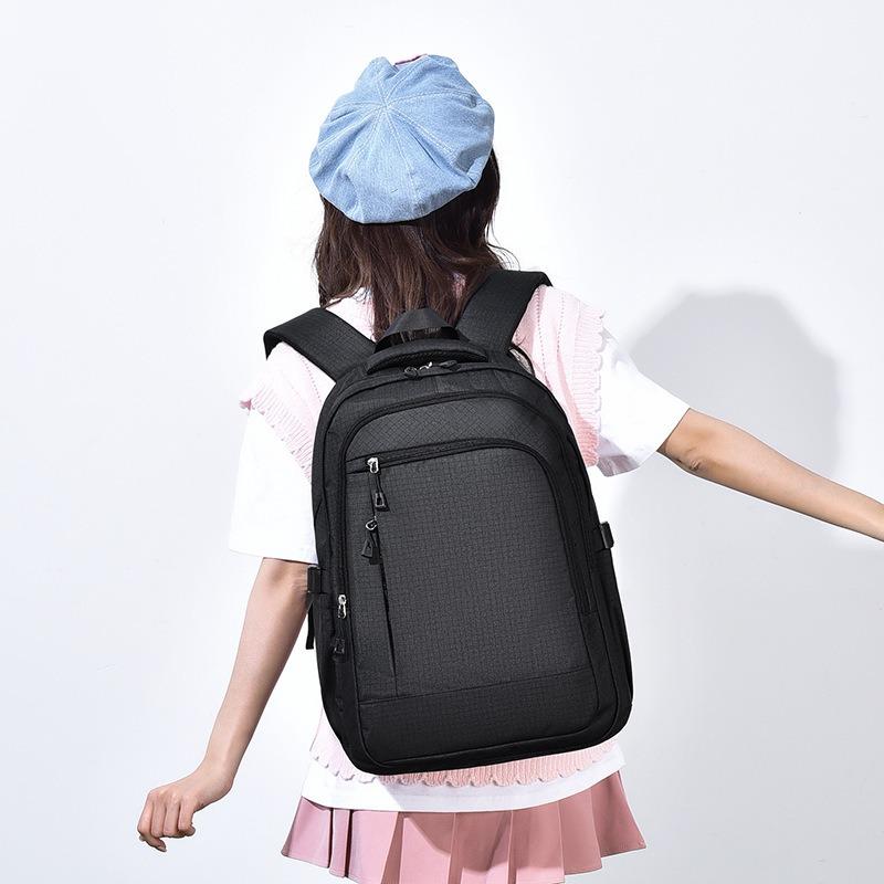 Trend Student Schoolbag Backpack Simple Business Backpack Lightweight Simple Large Capacity Backpack Computer Bag