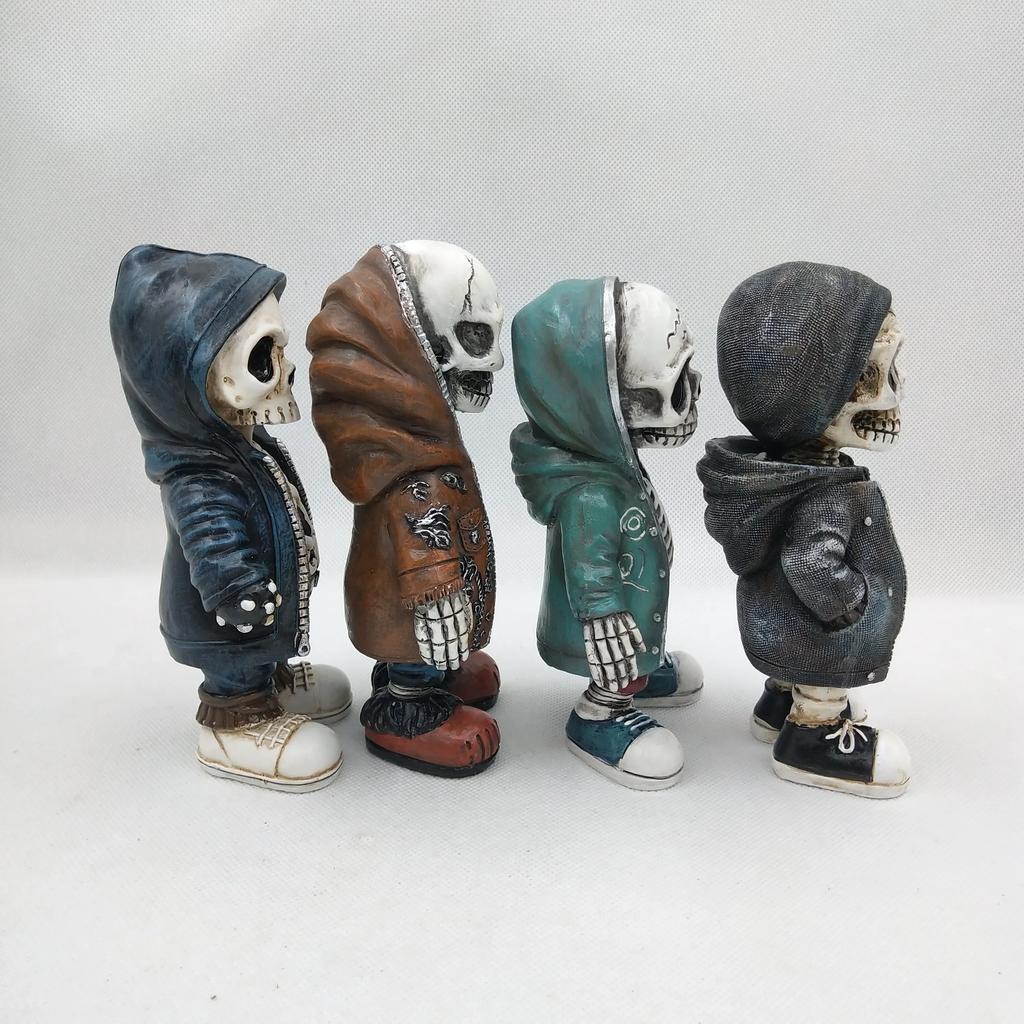 Creative Halloween Atmosphere Skeleton Statue Decoration Miniature Skeleton Sculpture Resin Crafts Halloween Decoration Props