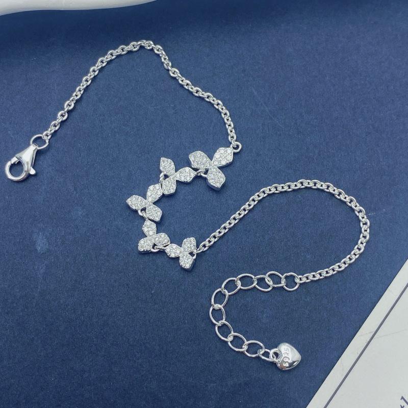 Korean Style Elegant S925 Sterling Silver Petal Bracelet for Women – Light Luxury Zircon for a High-End Feel